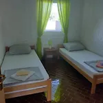 Vila Kula 3* Nin