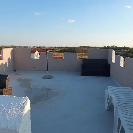 Aparthotel Vila Kula Nin