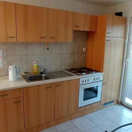 Vila Kula 3*