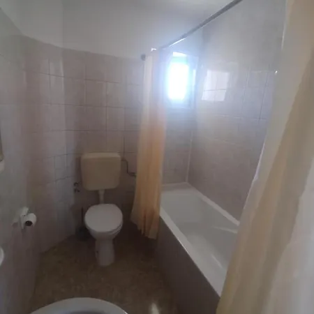 Apart Otel Vila Kula 3*