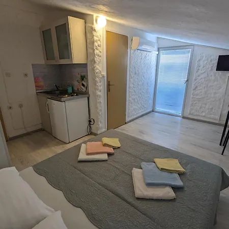 Apart Otel Vila Kula 3*