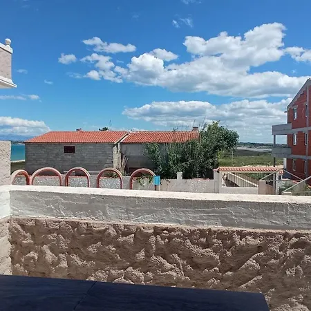 Vila Kula Hotel apartamentowy Nin