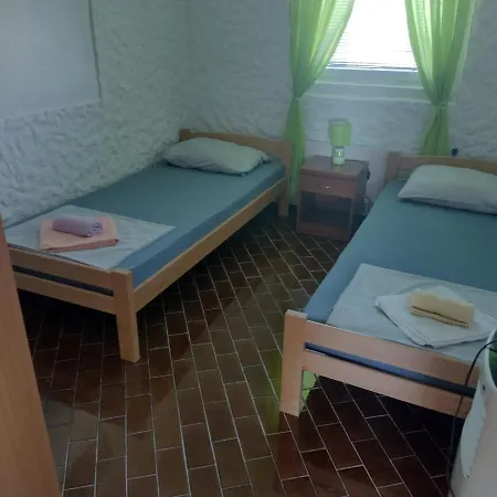 Vila Kula 公寓式酒店