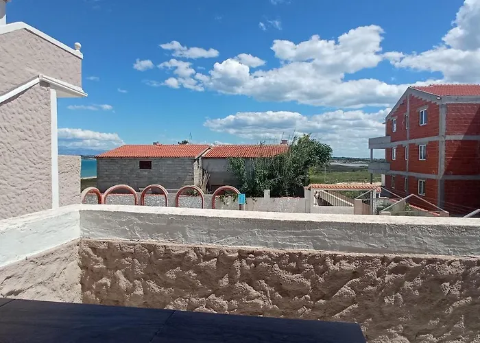 Vila Kula Apartahotel Nin