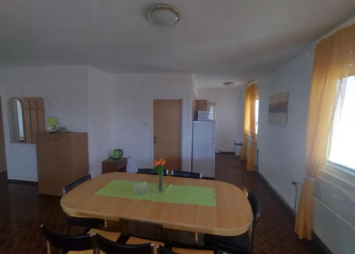 Apartahotel Vila Kula Nin